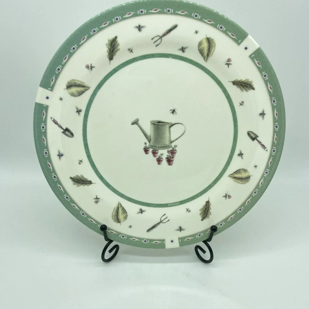 Zak Designs In‎ The Garden Watering Can Melamine Dinner Plates 9.5